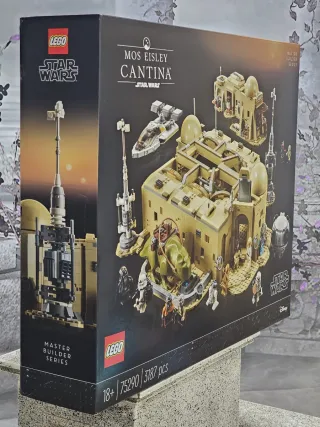 LEGO Star Wars Cantina Mos Eisley 75290