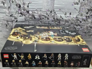 LEGO Star Wars Cantina Mos Eisley 75290