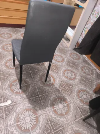 6 Sillas modernas acolchadas de comedor