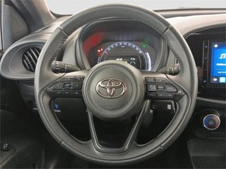 TOYOTA Aygo X Cross Play