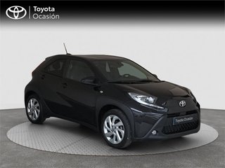 TOYOTA Aygo X Cross Play
