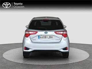 TOYOTA Yaris 100H 1.5 Advance