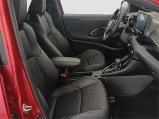 TOYOTA Yaris 120H 1.5 Style Plus