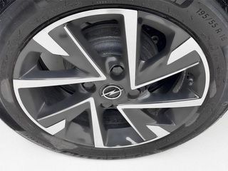 Opel Corsa 1.2 XHL 100CV GS