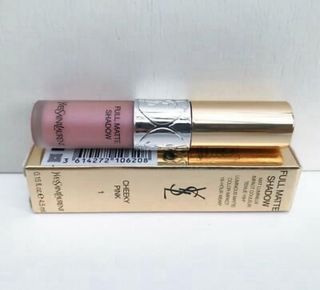 Yves Saint Laurent Full Matte Shadow 1 Cheeky Pink