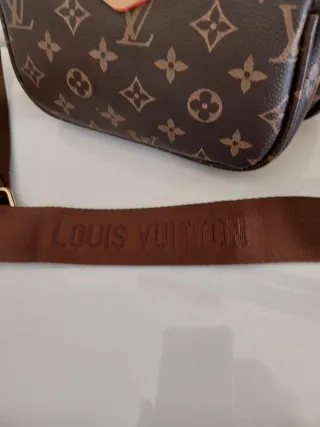Bolsita Louis Vuitton Marrón y Dorada