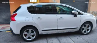 Peugeot 3008 2011