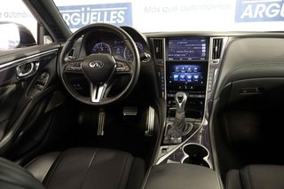 Infiniti Q60 2.0 Coupe Premium 211cv
