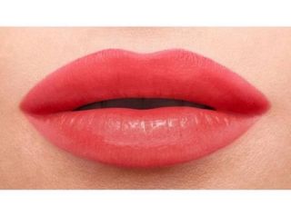 YSL Volupté Liquid Colour Balm 6 Undress Me Coral.