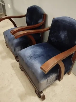 Pareja butacas modernistas terciopelo madera