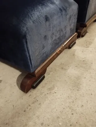 Pareja butacas modernistas terciopelo madera