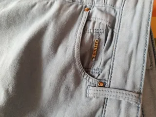 Pantalón Stradivarius azul claro