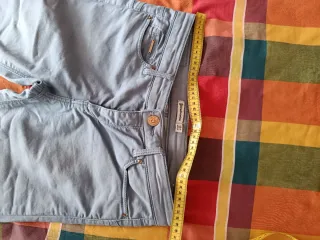 Pantalón Stradivarius azul claro