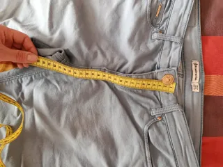 Pantalón Stradivarius azul claro