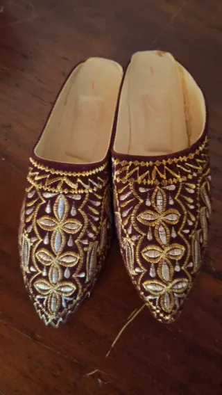 Set Scarpe e Cappello Decorati