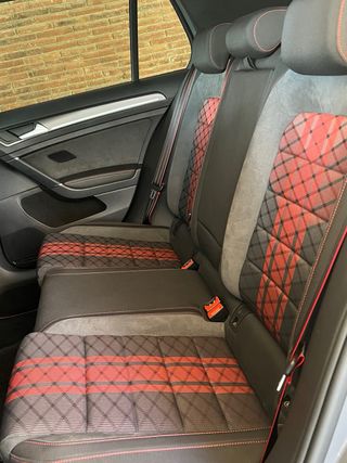 Volkswagen Golf GTI TCR 290cv