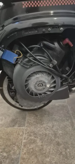 Cubre Volante Vespa Primavera