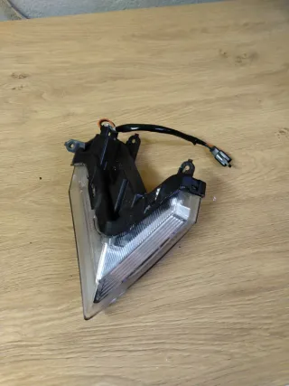 Intermitente Delantero Izquierdo Kymco Super Dink