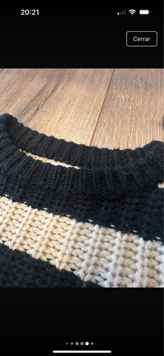 Jersey rayas beige y negro con número 73