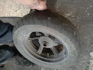 Rueda moto Bridgestone superdink 125