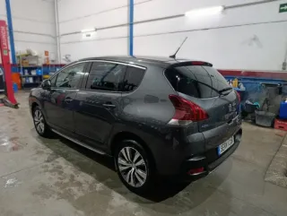 Peugeot 3008 2016