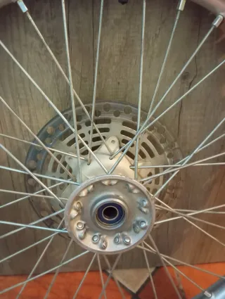 Rueda Suzuki RM 250 92