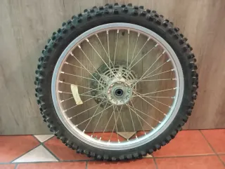 Rueda Suzuki RM 250 92