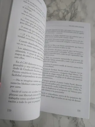 Libro Instrumentos escogidos - Óscar Martínez