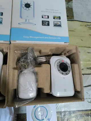 2 Cámaras IP Cloud WiFi + CDs