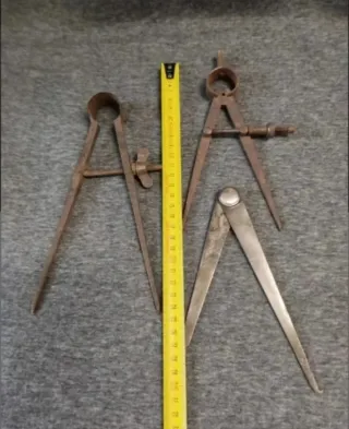 Lote 3 antiguos compases carpintero