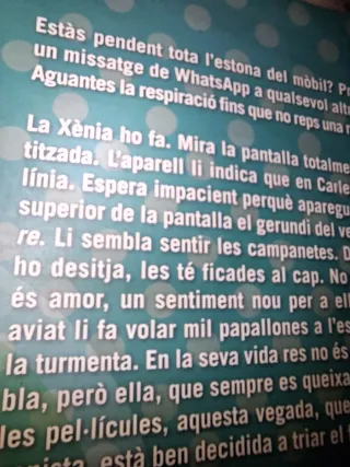 Xènia, tens un WhatsApp