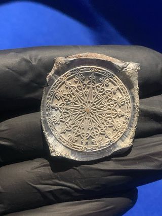 Sello antiguo réplica pergaminos plomo