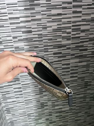 Bolso mano/cartera Gucci GG Supreme serpiente