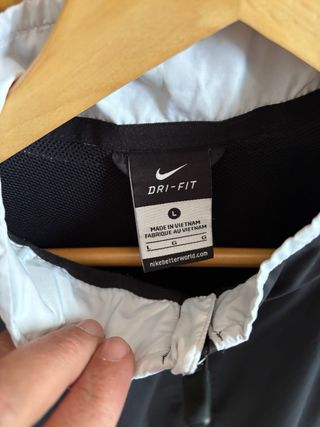 Chaqueta Deportiva Nike Talla L