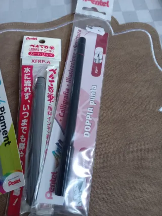 Pentel Pennarelli Brush Pen Set