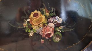Bandeja lacada Napoleón III flores S.XIX