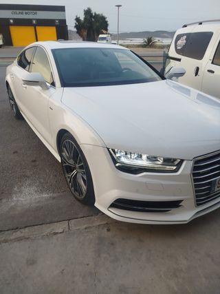 Audi A7 2016 competition