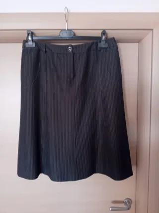 Gonna Claudia Gil nera a righe