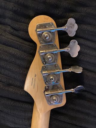Fender Precision Bass púrpura