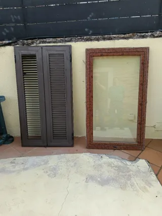 Ventana de aluminioy persiana mallorquina