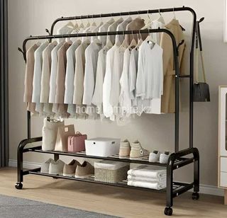 Appendiabiti con Ruote in Metallo