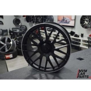 Juego de 4 Llantas 18 GTS Black matt MB24