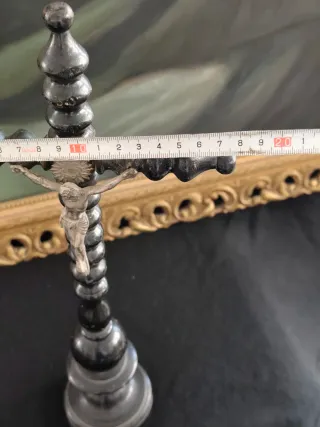 Crucifijo madera torneada siglo XIX