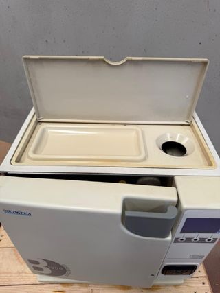 Autoclave Esterilizador Euronda E9 24L Dental