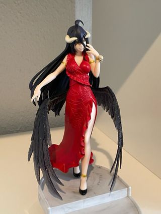 •Figura Albedo Overlord Vestido Rojo