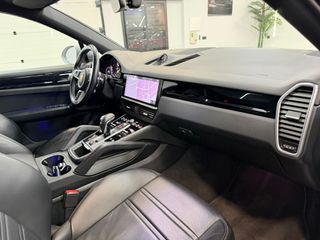 Porsche Cayenne COUPE EHYBRID CRAYON