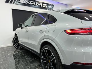 Porsche Cayenne COUPE EHYBRID CRAYON
