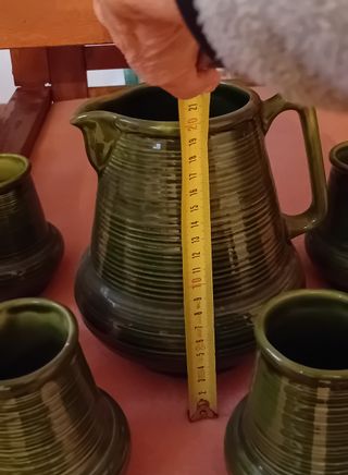 Jarra y 6 vasos de cerámica esmaltada para sangría