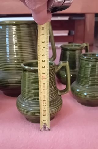 Jarra y 6 vasos de cerámica esmaltada para sangría