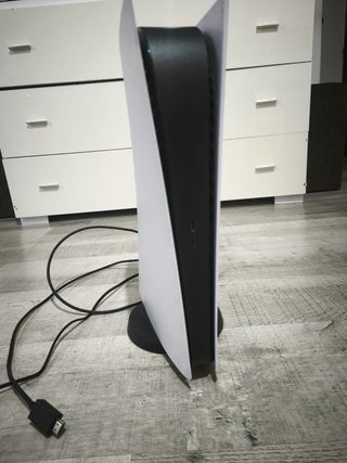 PlayStation 5 Digital Slim Blanca